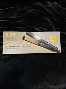 Hot Tools 1¼" Digital Salon Flat Iron - Black with Gold Plates